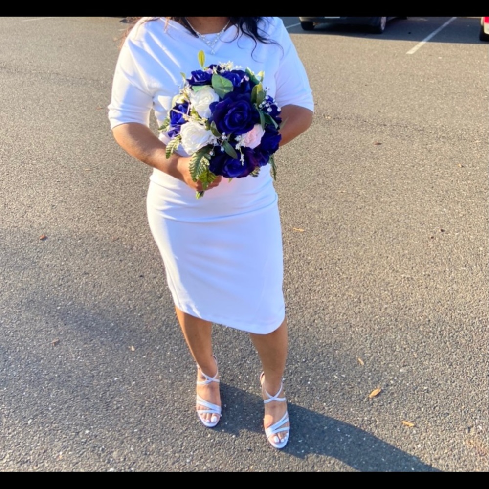 White dress really cute ☺️ fitted size m 6-8 excellent condition. - Picture 2 of 3